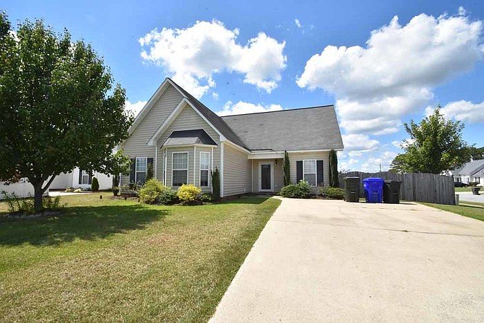 1st image of 3700 Tifgreen Dr