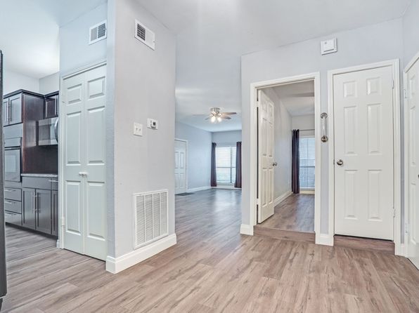 9254 Forest Ln APT 107