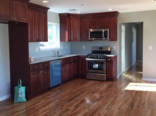 296 Van Duzer St, Staten Island, NY 10304
