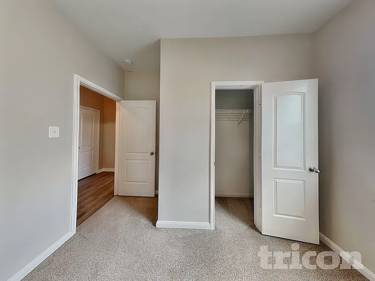 135 Houston Pl — Photo 16