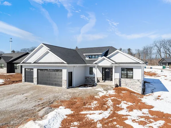 2623 Farmington Way, Green Bay, WI 54313