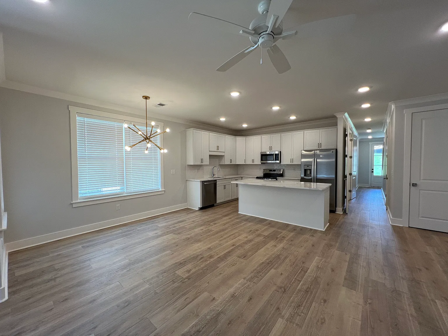 3 bed, 3.5 bath, 1750 sqft, $3,600 — Photo 1