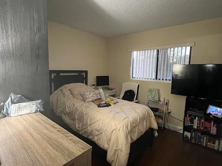 351 Palm Way #201 — Photo 15