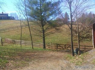 19 Dok Ln, Weaverville, NC 28787