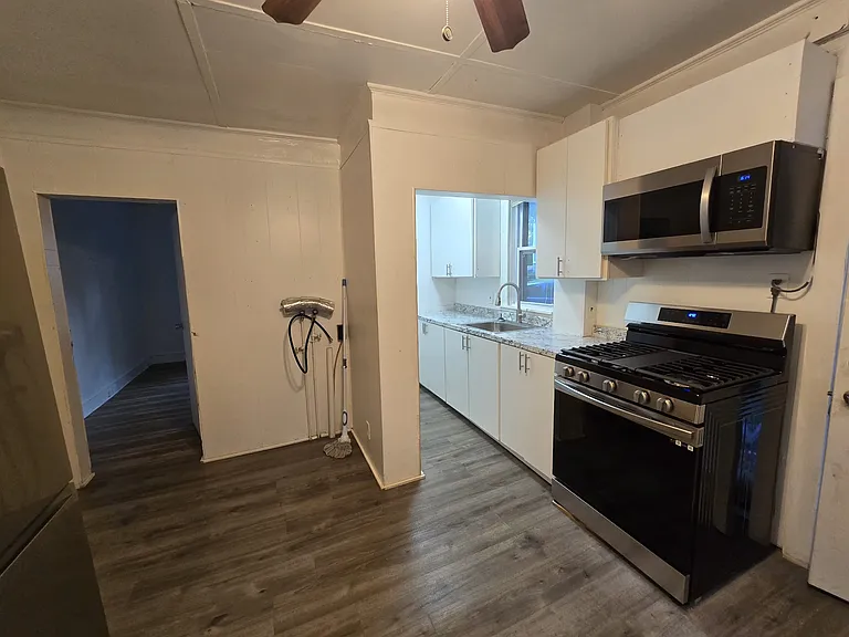 3 Brookside Ave #1 — Photo 2