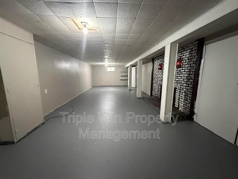 714 Undercliff Dr — Photo 28