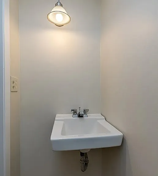13748 Oakbrook Dr #3748 — Photo 9