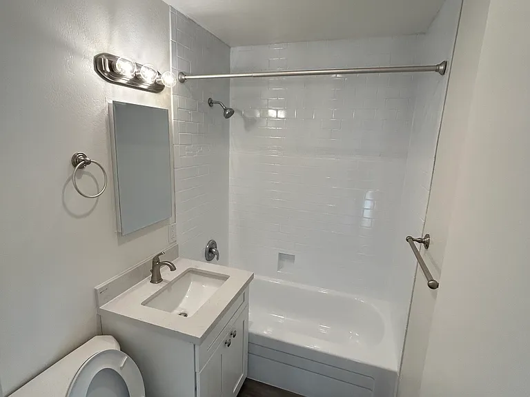 66 E 39th Ave #1 — Photo 9