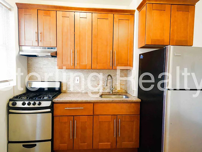 4308 25th Ave #3R — Photo 3