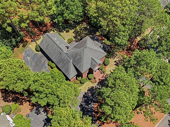 4th image of 216 Plantation Drive