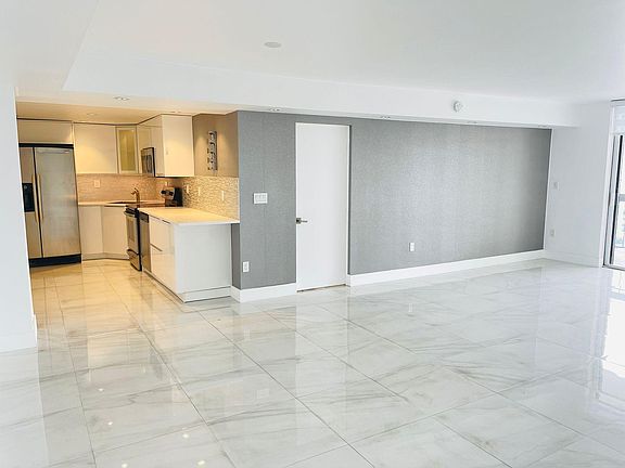 5th image of 2333 Brickell Ave APT 2515