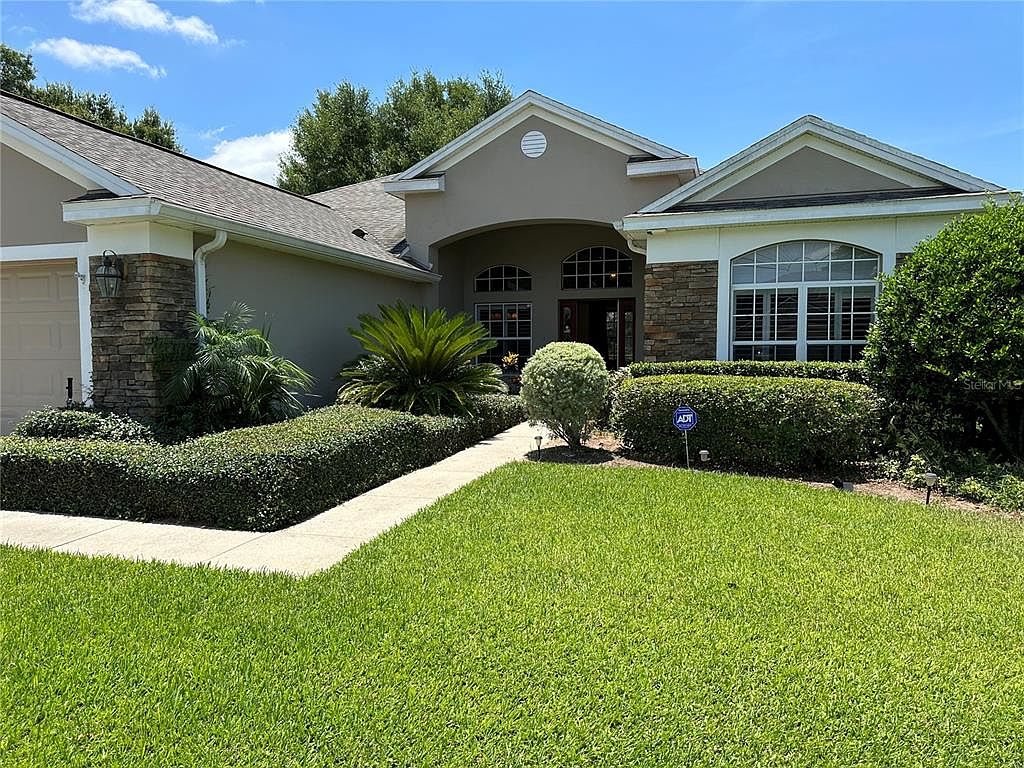 3823 Beacon Ridge Way