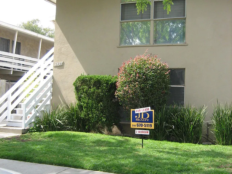 3427 Caroline Ave #4 — Photo 7