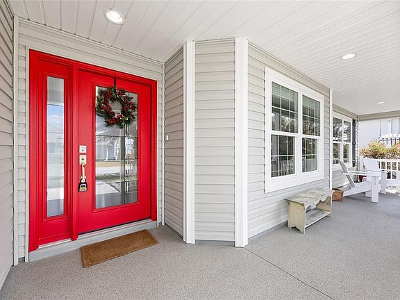 5th image of 5837 Storms Ave