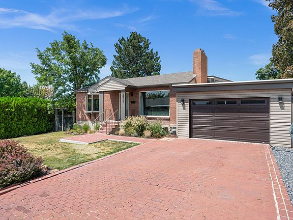 2nd image of 2855 E Delsa Dr