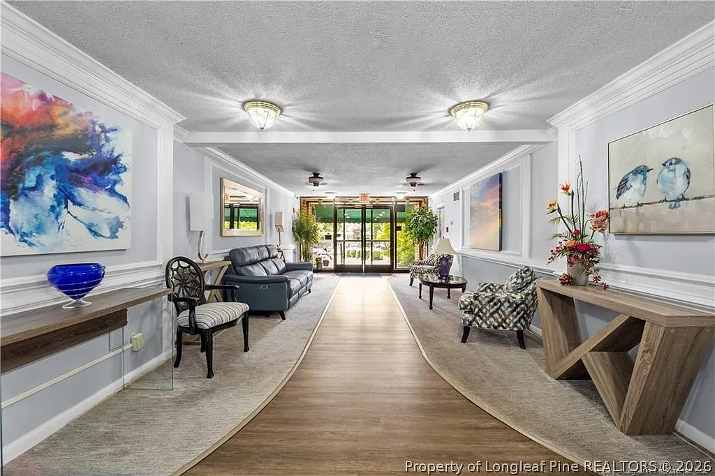 2 bed, 2.0 bath, 1073 sqft, $1,400 — Photo 4