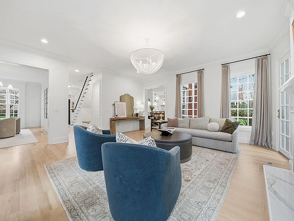 5th image of 7599 N Goodrich Sq