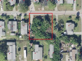 Cathy Dr, Pt Richey, FL 34668