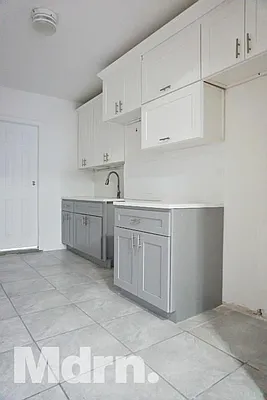 Rented by Mdrn Residential | media 6