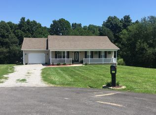 1110 Woodhill Rd, Campbellsville, KY 42718