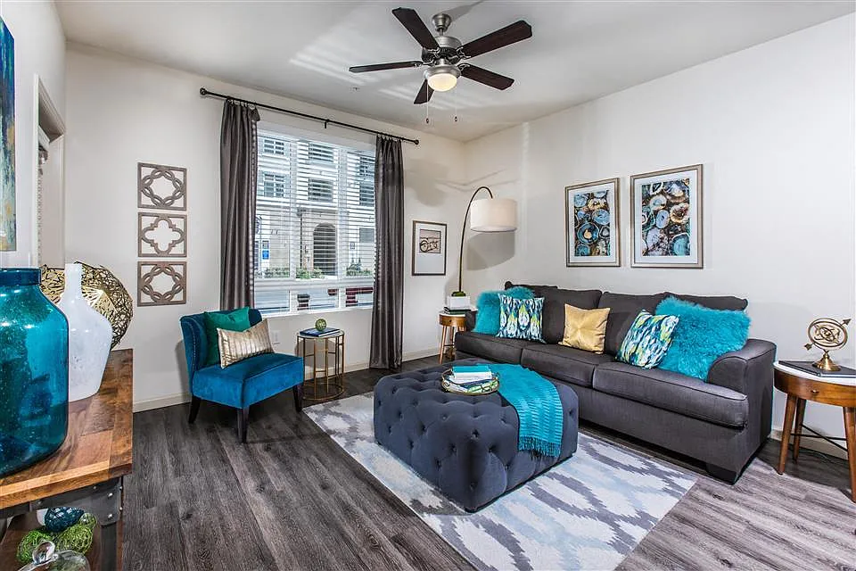 Venue Apartments — Photo 2