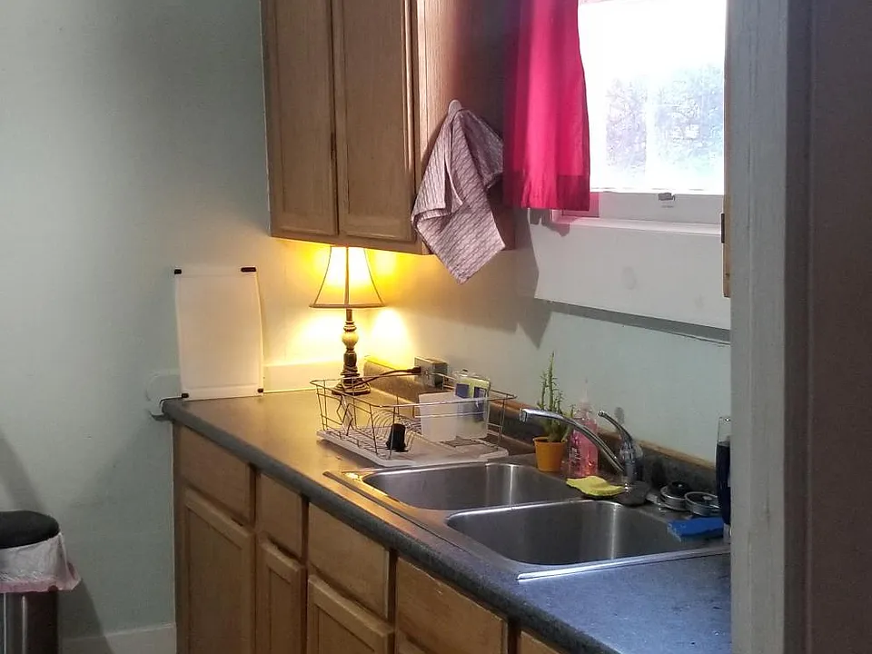 413 Mary St #413
