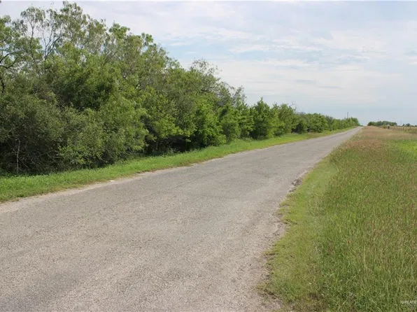 654 County Road 3081, Orange Grove, TX 78372