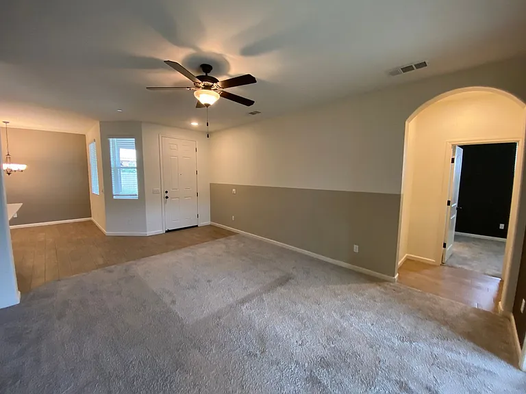 3212 N Noyes Ct — Photo 19