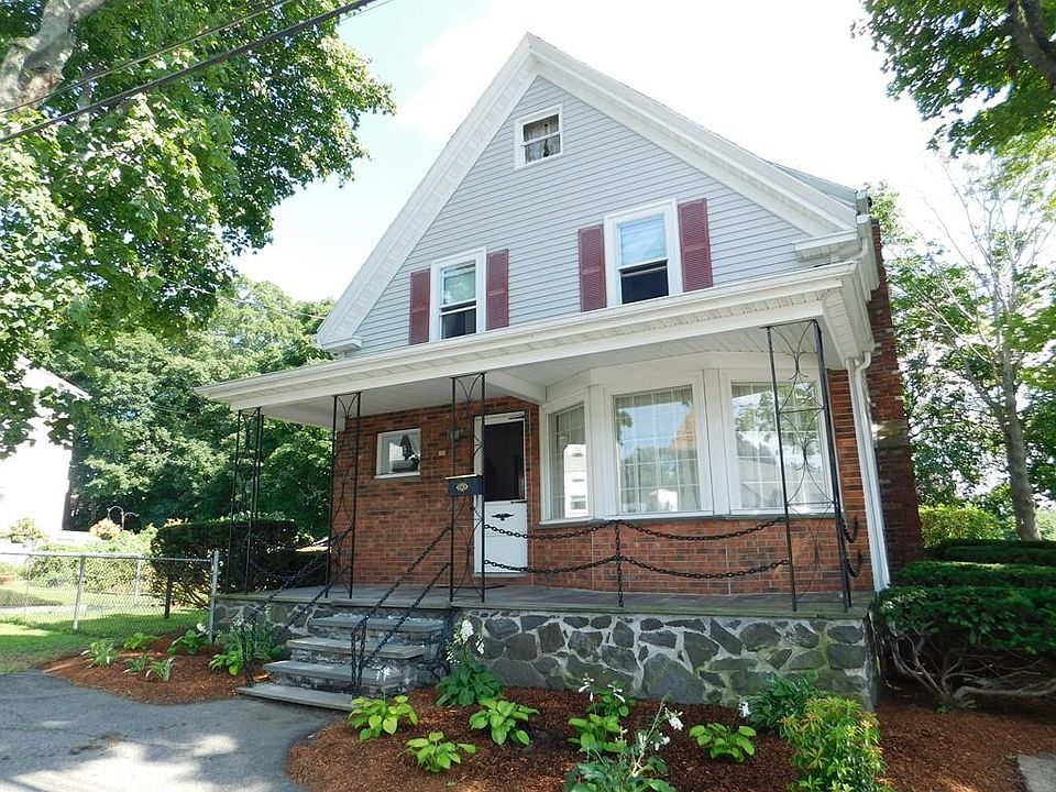 1st image of 26 Lynnmere Ave