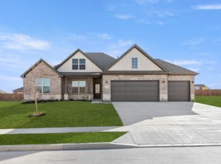 219 Saddletree Dr, Nevada, TX 75173