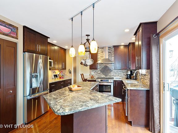 5th image of 14510 W Melbourne Pl