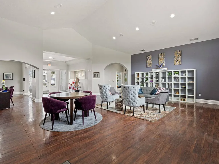 Leasing Office at Avonmora Apartments in Austin, TX _ Tour Today!