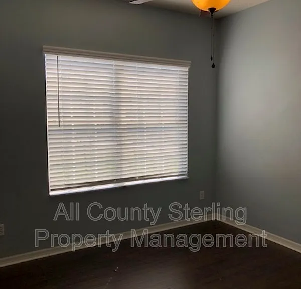 7021 Kirkland Way — Photo 13