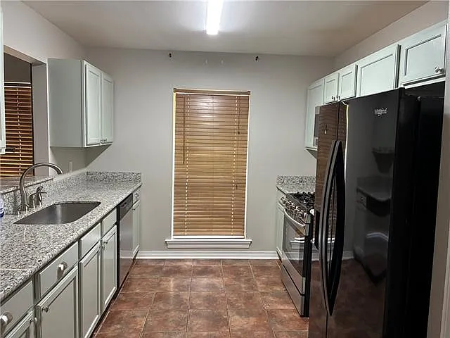 105 S Gate Dr — Photo 7