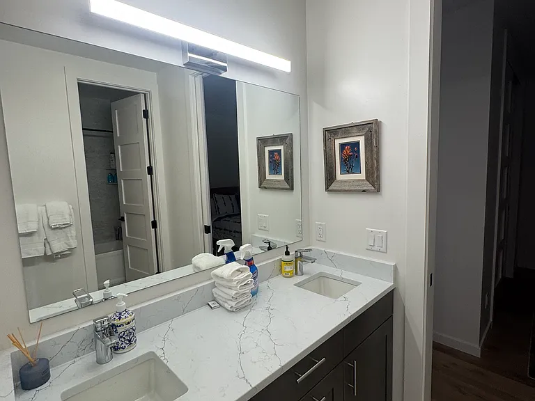 670 E Hall Ave — Photo 8