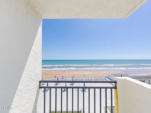 3rd image of 2987 Atlantic Ave APT 303