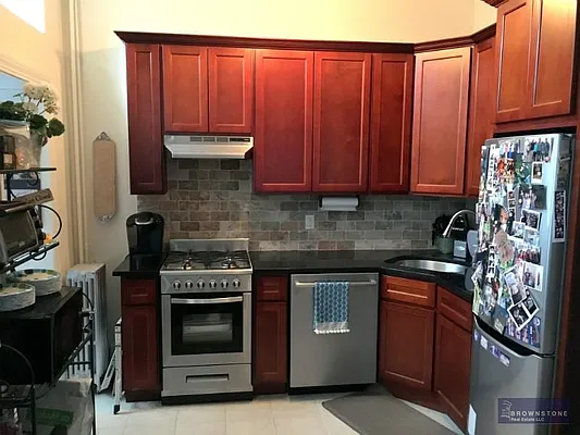 Rented by Brownstone Real Estate | media 23