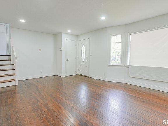 4th image of 24 Sunfield Circle