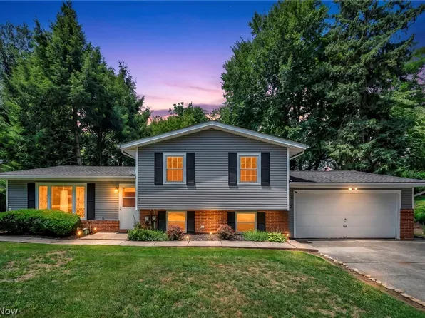 2725 Roberts Ave NW, Canton, OH 44709