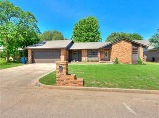 113 Goldsborough Rd, Midwest City, OK 73130