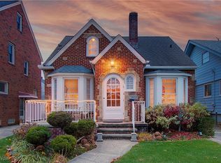 2099 Olive Ave, Lakewood, OH