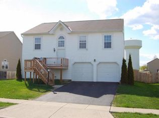 1531 Fox Fire Dr, Marysville, OH 43040