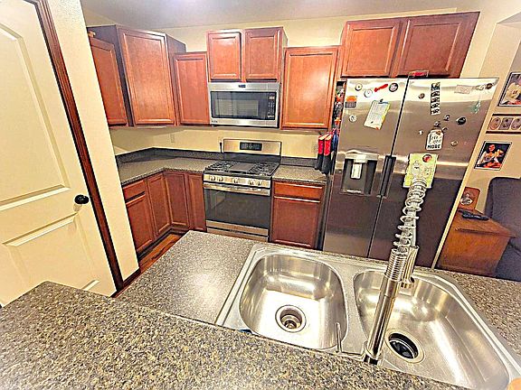 5th image of 1401 N 6th St Unit 12