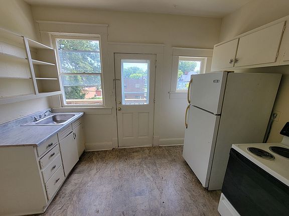 5th image of 608 5th Ave #4