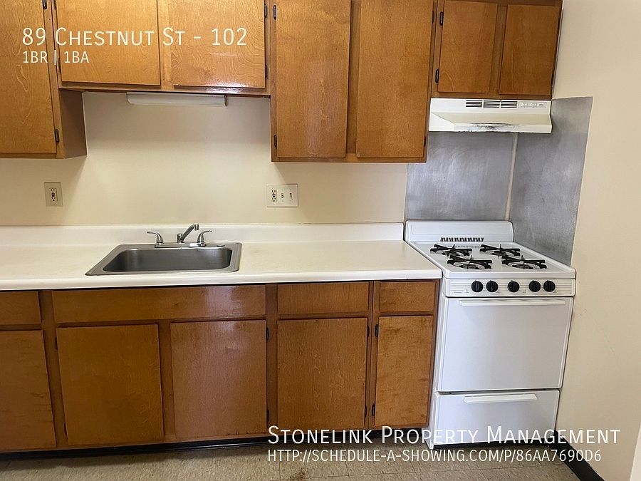 2nd image of 89 Chestnut St #102