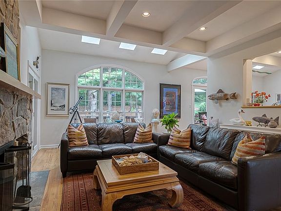 2nd image of 5528 Sandstone Way