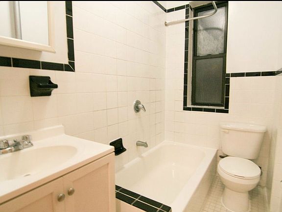 5th image of 1124 46th Ave APT 4E