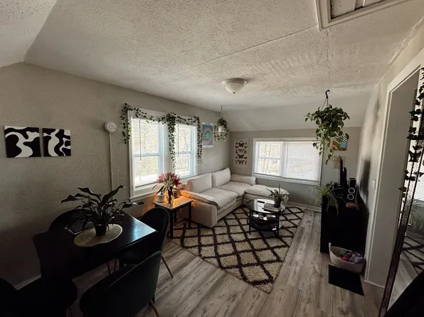 1005 Harrison Ave, Saint Joseph, MI