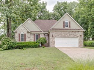 1608 Tree Trunk Ln, Chapel Hill, TN 37034