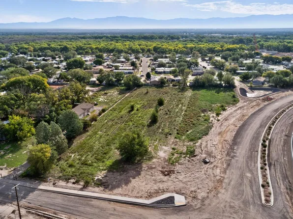 1664 Los Lentes Rd SE, Los Lunas, NM 87031
